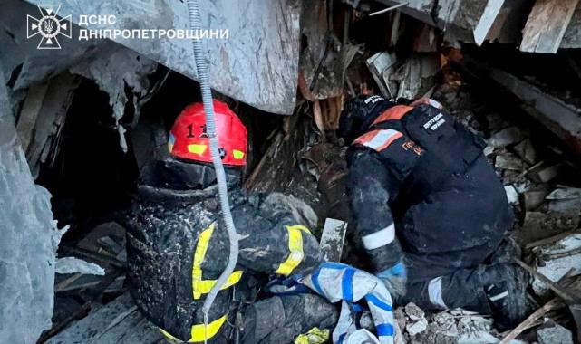 Rusya, Ukrayna'da apartmanı vurdu: 1 ölü, 14 yaralı