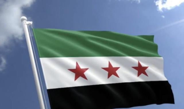 Rusya'da Suriye Büyükelçiliği'ne yeni bayrak asıldı