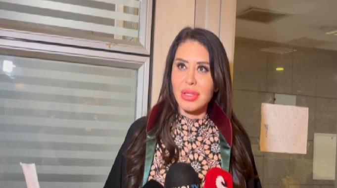 Şarkıcı Ebru Polat avukatlığa dönüş yaptı: Adını kullanan dolandırıcılara karşı mücadele başlattı