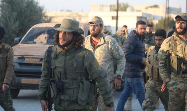 Suriye'de muhaliflerin ilerleyişi sürüyor: Hama dört bir yandan kuşatıldı