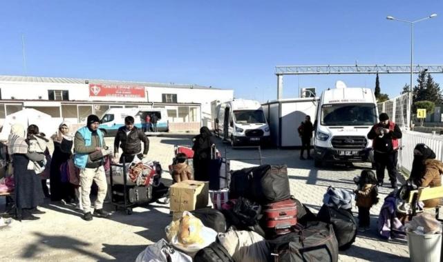 Suriyeliler sınır kapılarında yoğunluk oluşturdu