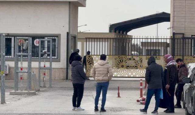 Suriyelilerin ülkelerine geçişleri sürüyor