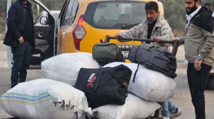 Suriyelilerin ülkelerine geçişleri sürüyor