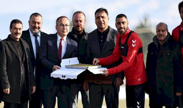 Galatasaray maçı öncesinde Sivasspor'a tatlı ikramı