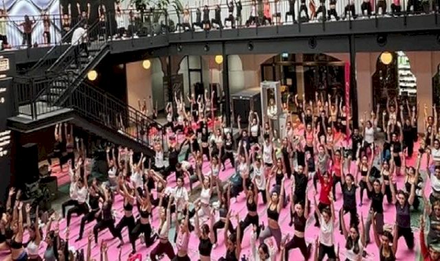 İstanbul'da 'Rıhtımda Yoga' kış sezonunda da devam edecek