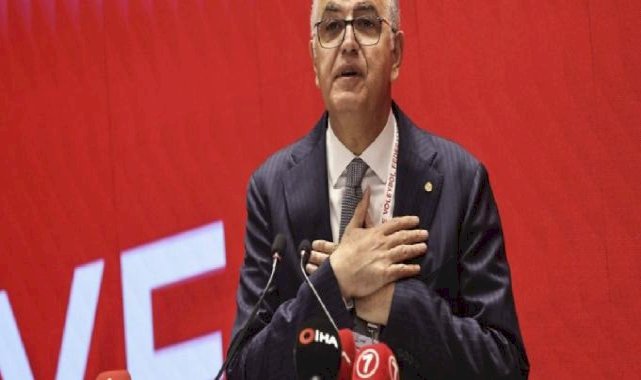 Mehmet Akif Üstündağ: Artık dünya voleybolunu biz yöneteceğiz