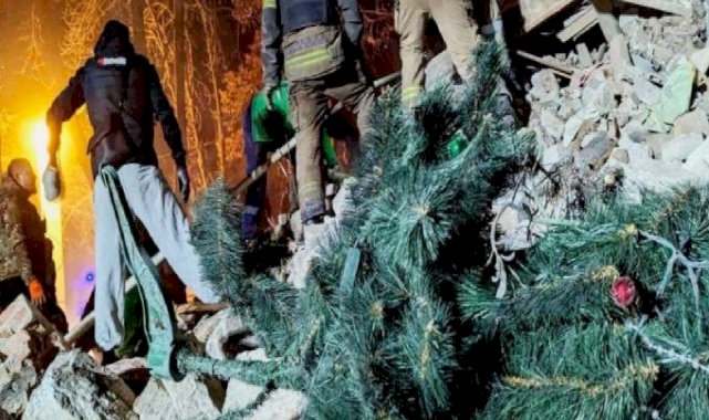 Rusya, Ukrayna'da apartmanı vurdu: 1 ölü, 14 yaralı