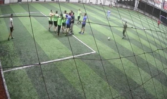 Samsun'da halı saha maçında savcılara hakaret eden uzman çavuşa 5 ay hapis cezası