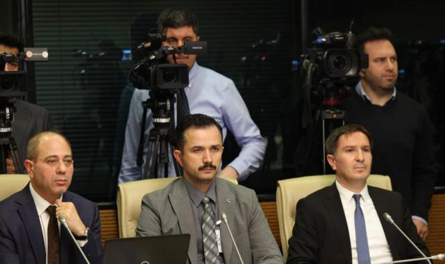 TÜİK: Kadınlar erkeklere göre daha az kazanıyor