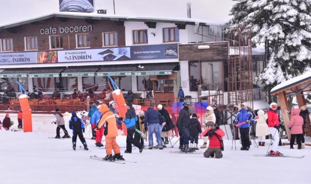 Uludağ'da oteller yüzde 80 doluluğa ulaştı: Yılbaşını geçirmenin maliyeti 20 bin TL