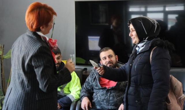 Yalova'da temizlik görevlisi bulduğu cüzdanı sahibine teslim etti