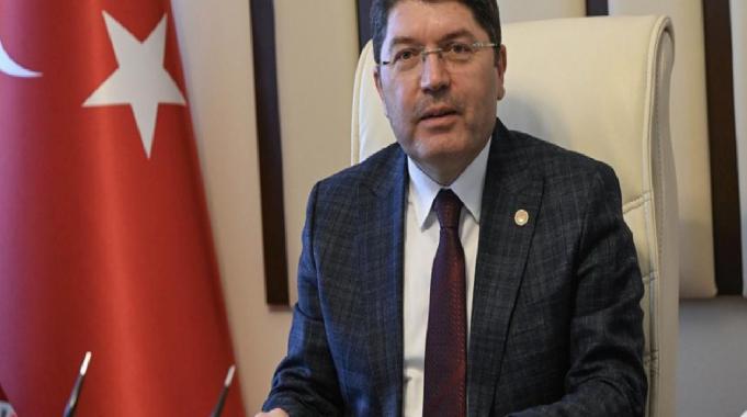 Yılmaz Tunç'tan mahkumlara yılbaşı sebebiyle açık görüş izni