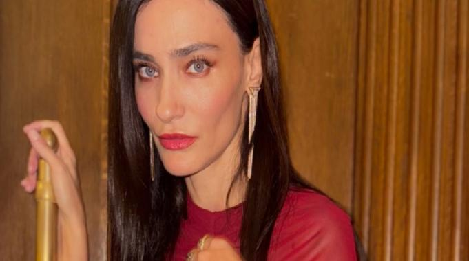 11 yıllık evliliğini bitirdi! Oyuncu Saadet Işıl Aksoy Amerika'dan Türkiye'ye döndü