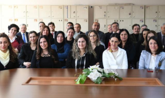 315 bin 856 öğretmen 'ünvan'a kavuştu