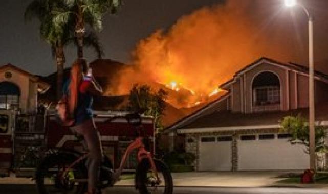 ABD'de yangın analizi: Tarihin en maliyetli yangınlarından olabilir
