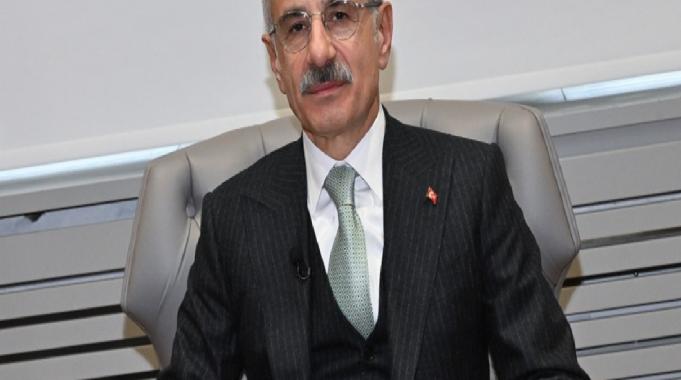 Abdulkadir Uraloğlu tarih verdi: Türksat 6A için geri sayım başladı