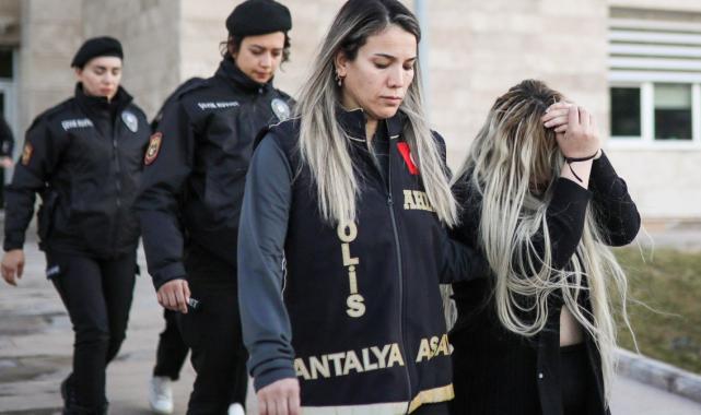 Antalya'da fuhuş şebekesine 'Oyunbozan' operasyonu
