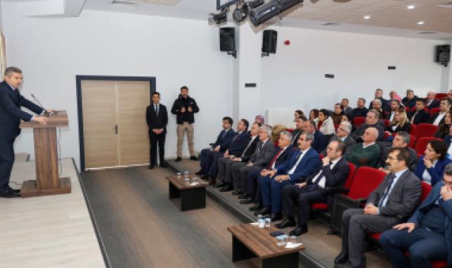 Artvin Valisi Ergün: ”Eğitimde kaliteyi artırmanın gayreti içerisindeyiz”