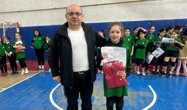 Artvinspor Kadın Voleybol Takımı 1 yaşında