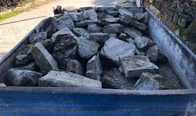 Aydın'da tarihi taşları toplayan şüpheliler jandarmaya yakalandı