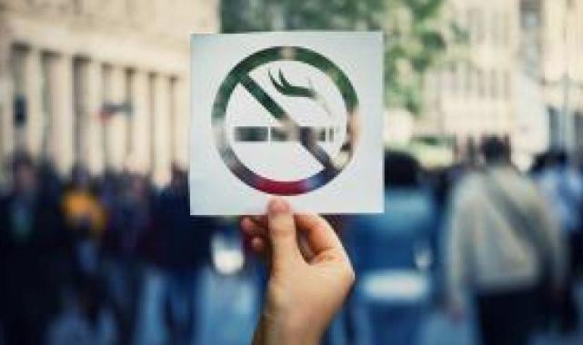 Belçika'nın Valon kentinde kamusal alanlarda sigara yasağı