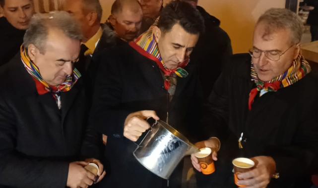 Bilecik'te tarihi camii 2 yıl sonra yeniden ibadete açıldı