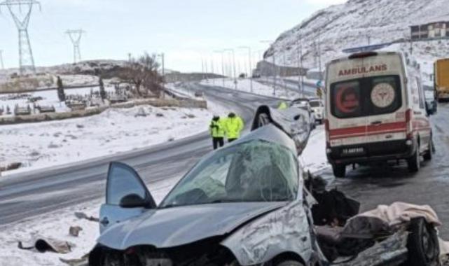 Bitlis'te feci kaza: Hurdaya dönen araçta 1 kişi öldü