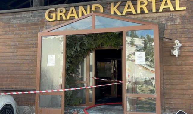 Bolu'da yanan otelin içinden görüntüler