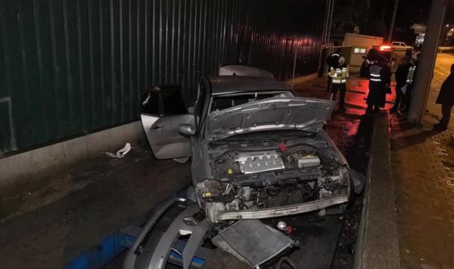 Bursa'da bıçaklı kavga sonrası kaçan şüpheliler kaza yaptı: 1 ölü