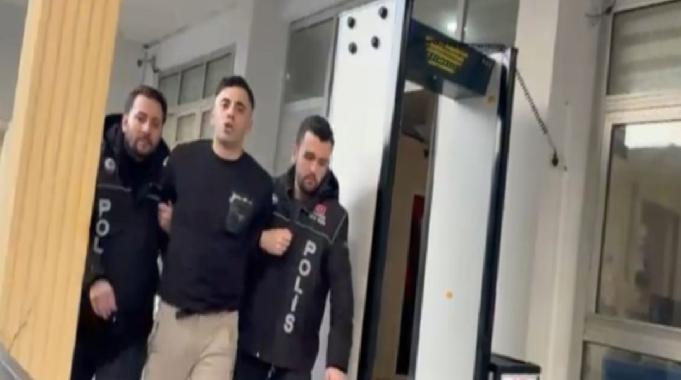 Bursa&#039;da firari mahkum silahla yakalandı: Firardakiler teslim olsun