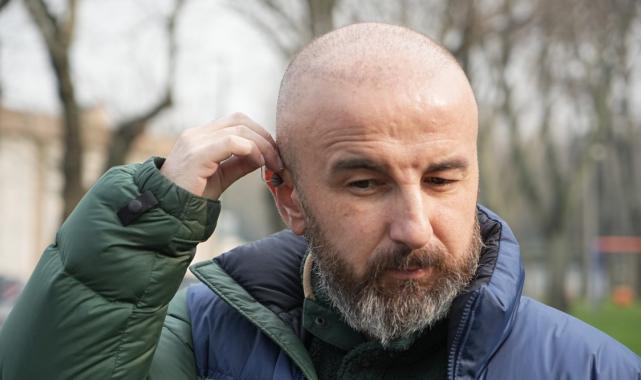 Bursa'da saç ektirirken kulak zarını patlattı