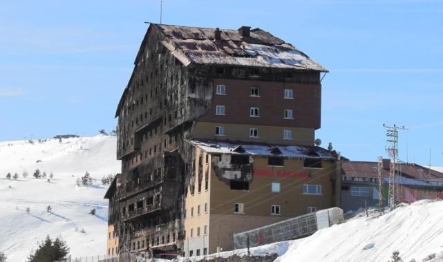 Çalışma ve Sosyal Güvenlik Bakanlığı müfettişlerinden yanan otelde inceleme