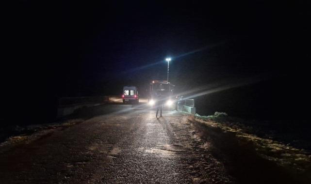 Çorum'da köprüden aşağı düştü