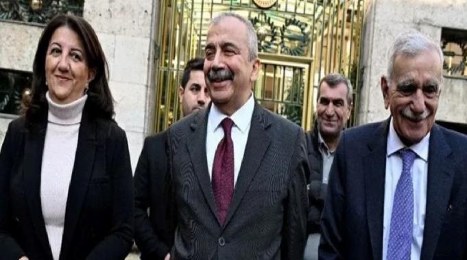 DEM Parti İmralı heyeti, Demirtaş'ı ziyaret etti