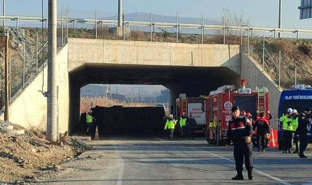 Denizli'de işçileri taşıyan midibüsü devrildi: 4 işçi hayatını kaybetti