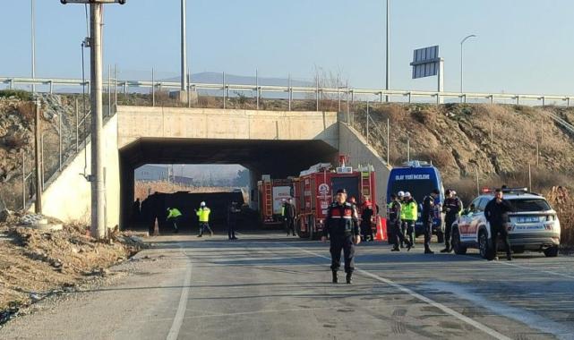 Denizli'de işçileri taşıyan midibüsü devrildi: 4 işçi hayatını kaybetti