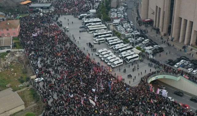 Ekrem İmamoğlu ifade sürecini şova çevirdi