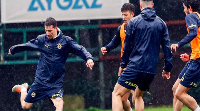 Fenerbahçe&#039;de Konyaspor maçının hazırlıkları sürdü