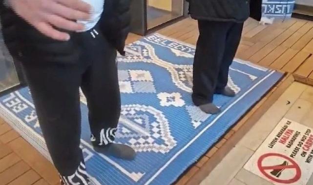 Ferdi Tayfur'un cenazesine ayakkabı hırsızları dadandı