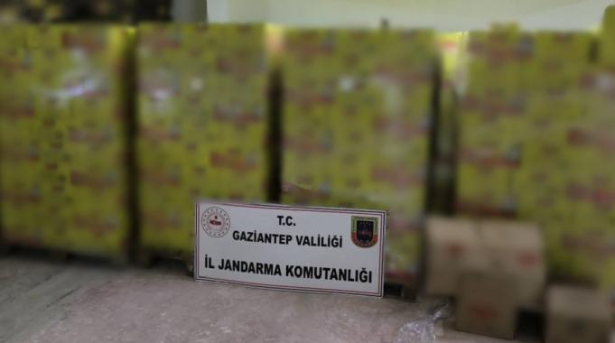 Gaziantep&#039;te 1,5 milyon liralık sahte tavuk bulyon yakalandı