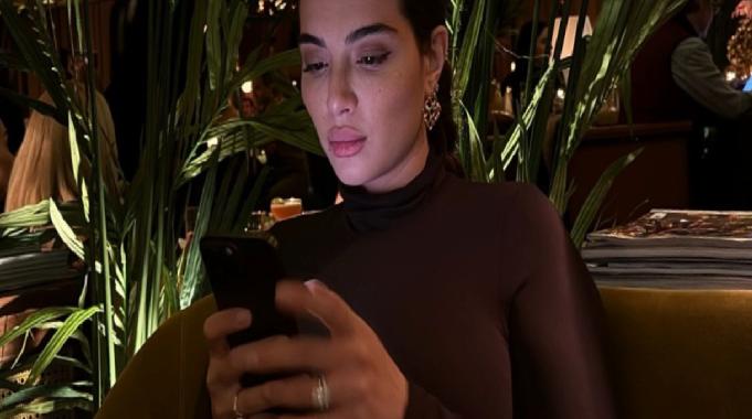 Hamile Melisa Aslı Pamuk&#039;tan karnı burnunda yeni pozlar