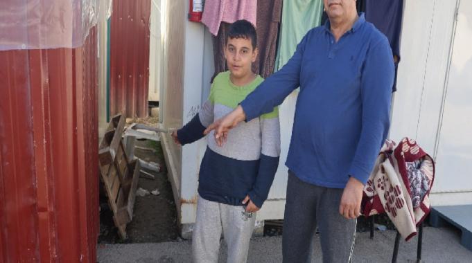 Hatay&#039;da depremzede çocuğun bisikleti çalındı