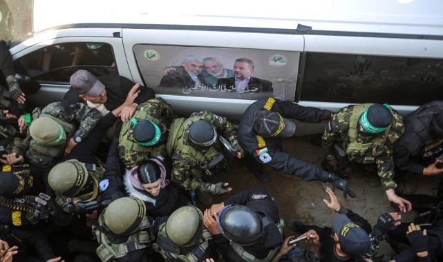 İsrail'in esir takası oyunbozanlığı: Rehineleri bırakmıyorlar