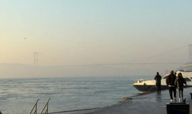 İstanbul Boğazı sis altında: Görüş mesafesi düştü