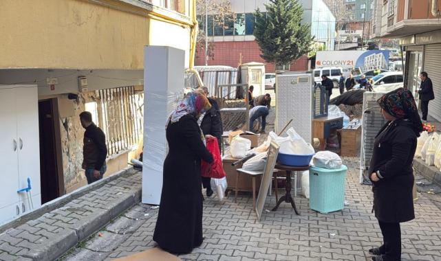 İstanbul Kağıthane’de bir binada yanındaki inşaat nedeniyle çatlaklar oluştu