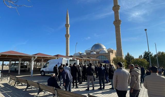 İstanbul’da eşi tarafından öldürülen kadın, Şanlıurfa'da toprağa verildi