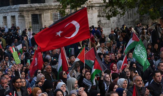İstanbul'da Filistin için tarihi yürüyüş: Yüz binler destek için bir araya gelecek