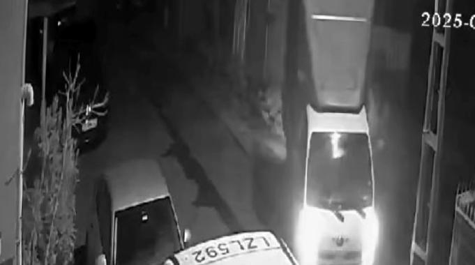 İstanbul&#039;da kamyonet hırsızlığı
