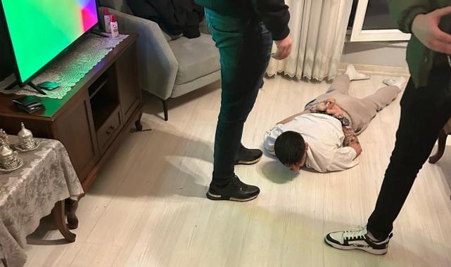 İstanbul'da taksicinin yakalattığı torbacılar polislere saldırdı