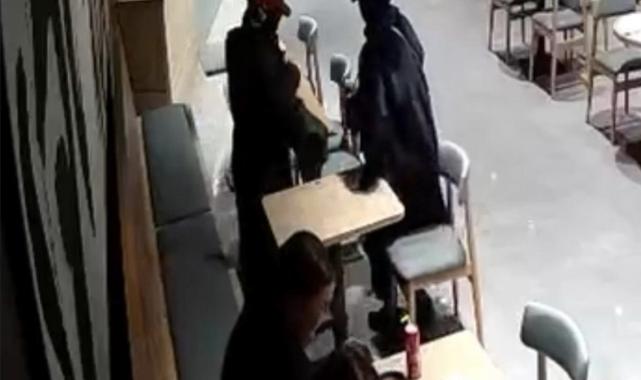 İstanbul'da yemek yiyen Moldovalı kadının çantasını çaldı